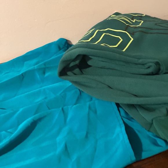 Sleeveless blouse - Picture 4 of 5